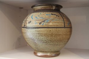 Spherical pot
